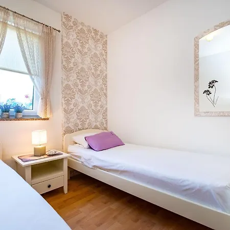 Apartment Apartments With A Parking Space Povljana, Pag - 232 Povljana