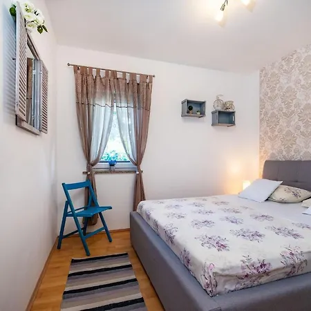 Apartment Apartments With A Parking Space Povljana, Pag - 232 *