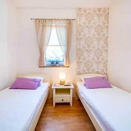 Apartments With A Parking Space Povljana, Pag - 232 Apartment *