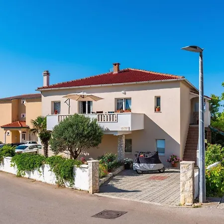 With Parking Space Povljana, Pag - 232 Appartement