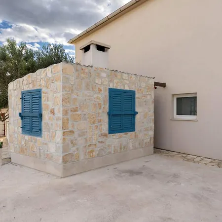 With Parking Space Povljana, Pag - 232 Appartement