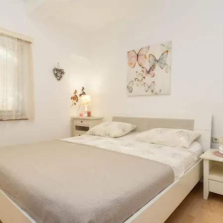 With Parking Space Povljana, Pag - 232 Appartement *