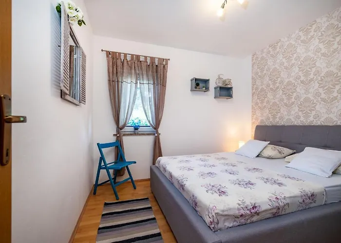 Διαμέρισμα With Parking Space Povljana, Pag - 232 *